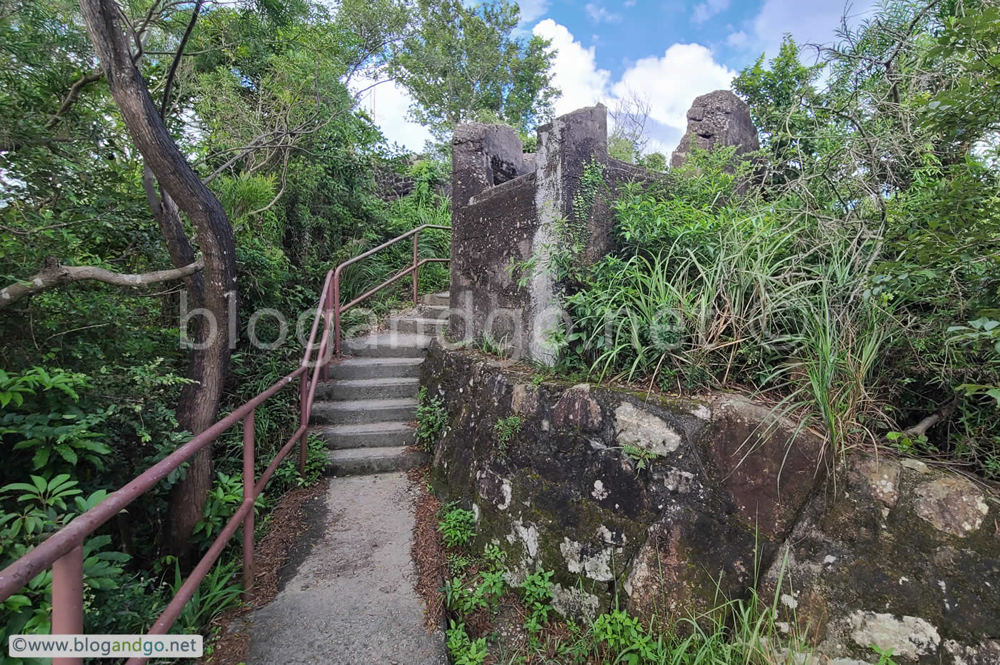 Devil's Peak - Entry to the Redoubt